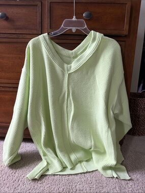 Aerie Light Green Women's Oversized Knit Sweater